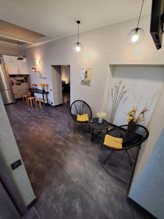 Пентхаус С Террасой. Апартаменты В Центре Kharkiv Eksteriør bilde